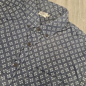 Faherty Shirt Mens XL Blue Geometric Short Sleeve Button Front Chambray Casual